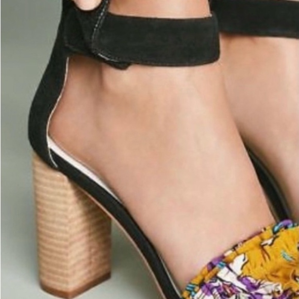 Jeffrey Campbell Lindsay Ankle Strap size 8.5 NWT - Picture 3 of 7